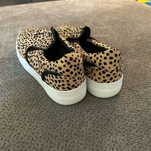Cheetah print sneaker